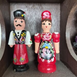 Traditional Wooden Figurines - Red and Black